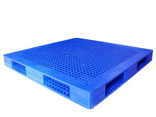 在運(yùn)輸和裝卸過(guò)程中，如何保護(hù)九腳塑料托盤(pán)？